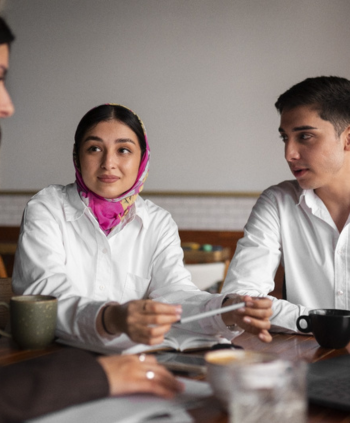 الخدمات التعليمية